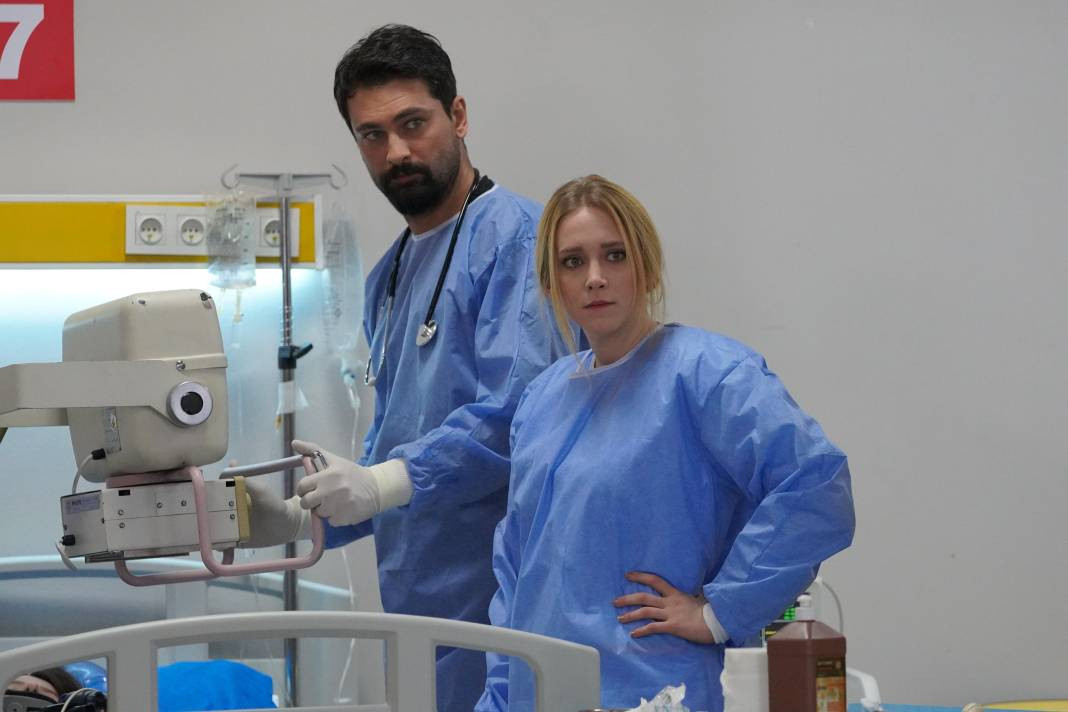 Hudutsuz Sevda’nın Damla’sı Hazal Köseoğlu sete gidemedi. Apar topar hastaneye kaldırıldı - Resim: 6